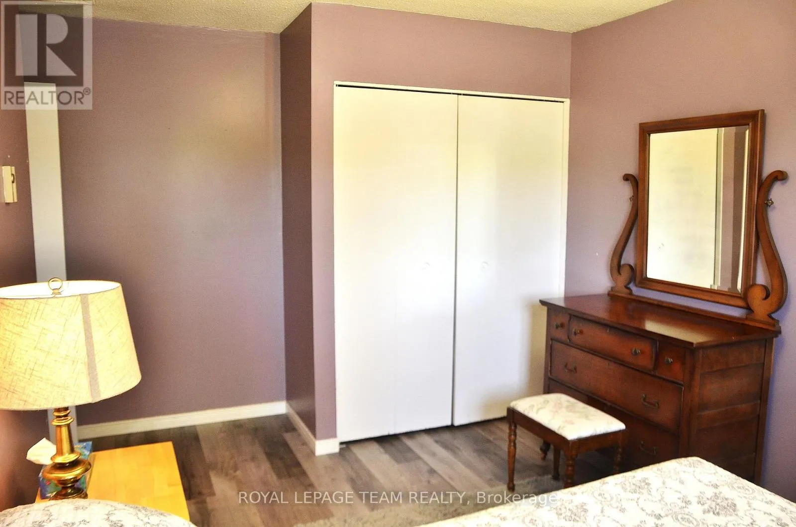 4951 (HWY 31) BANK STREET N