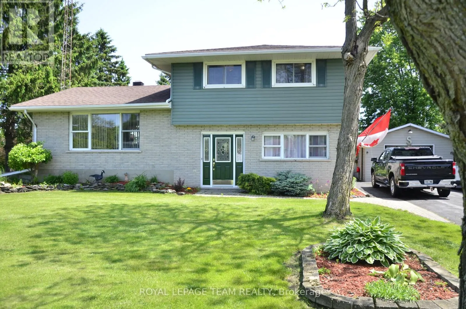 4951 (HWY 31) BANK STREET N