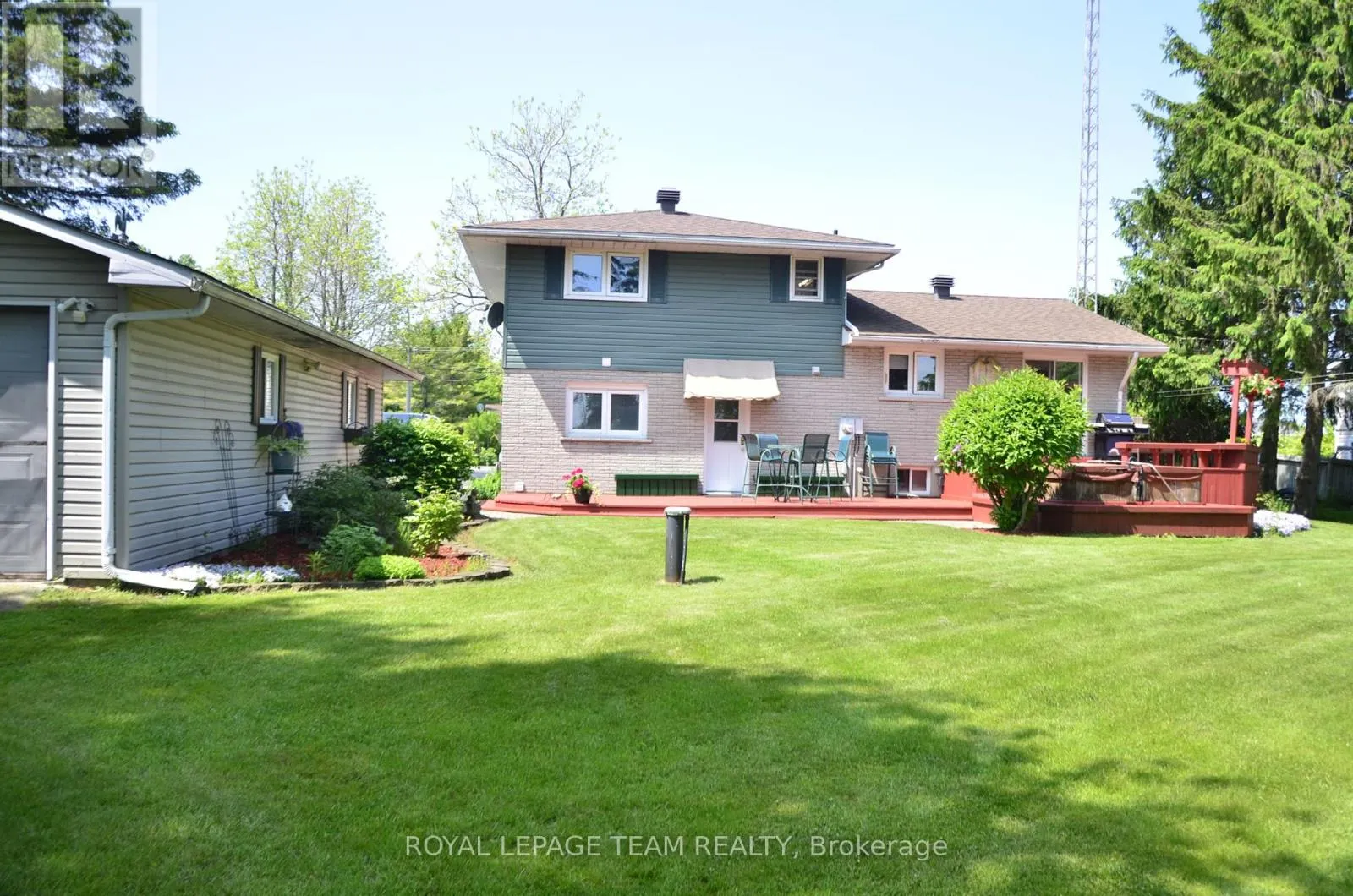 4951 (HWY 31) BANK STREET N