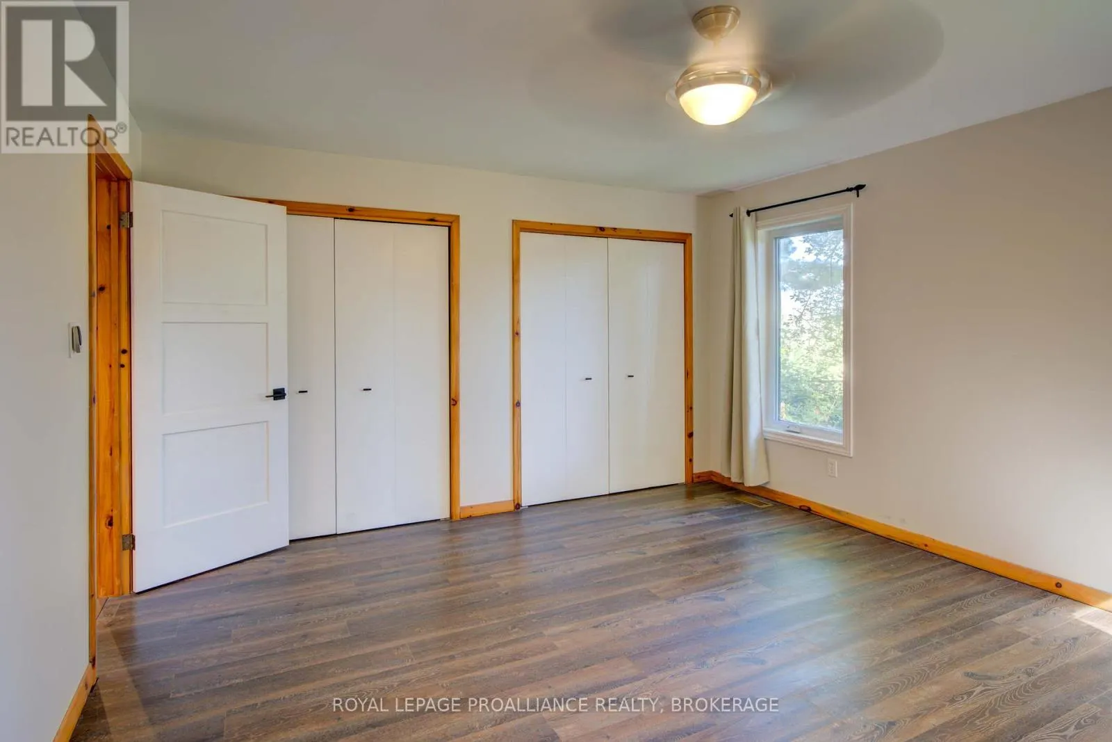 1512 CHAFFEY'S LOCK ROAD