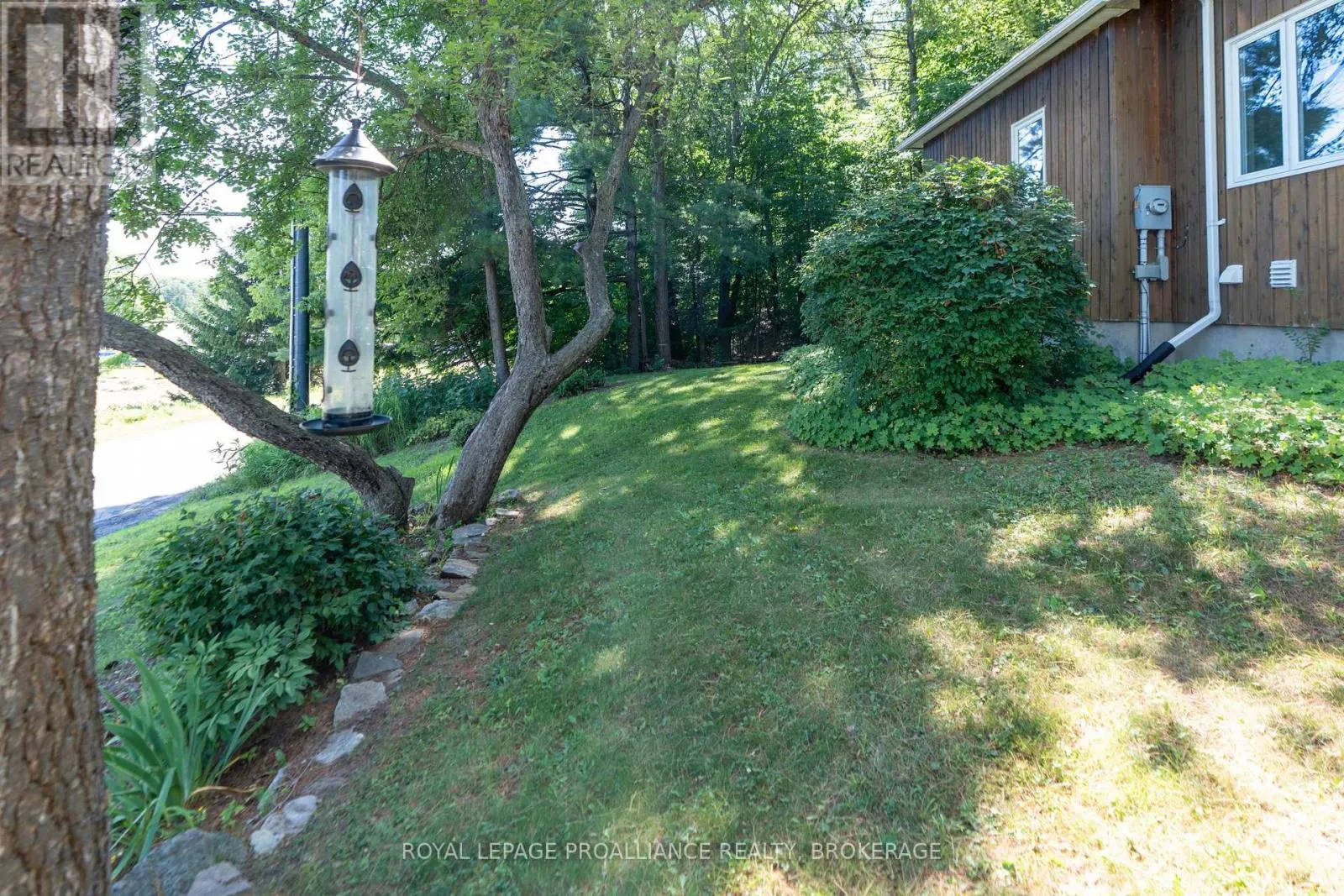 1512 CHAFFEY'S LOCK ROAD