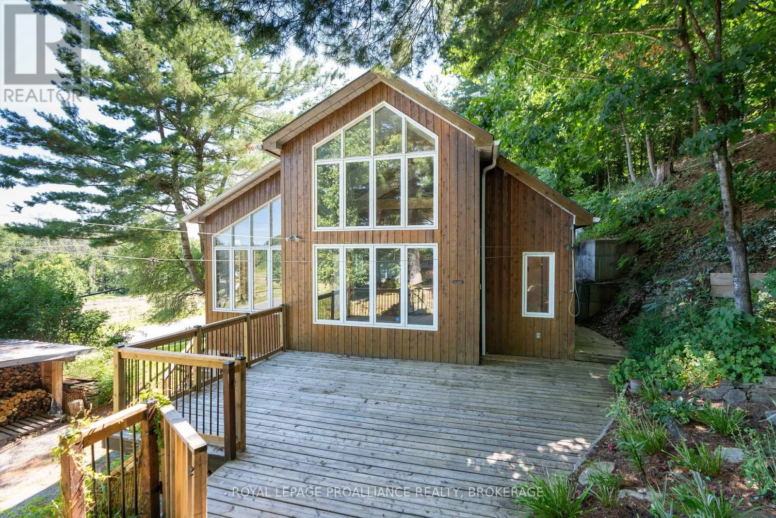 1512 CHAFFEY'S LOCK ROAD