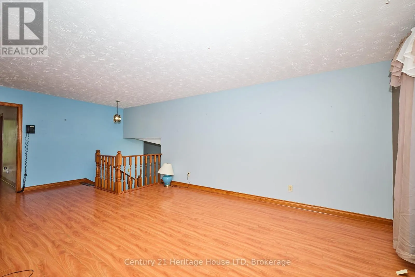 874 CRESCENT ROAD