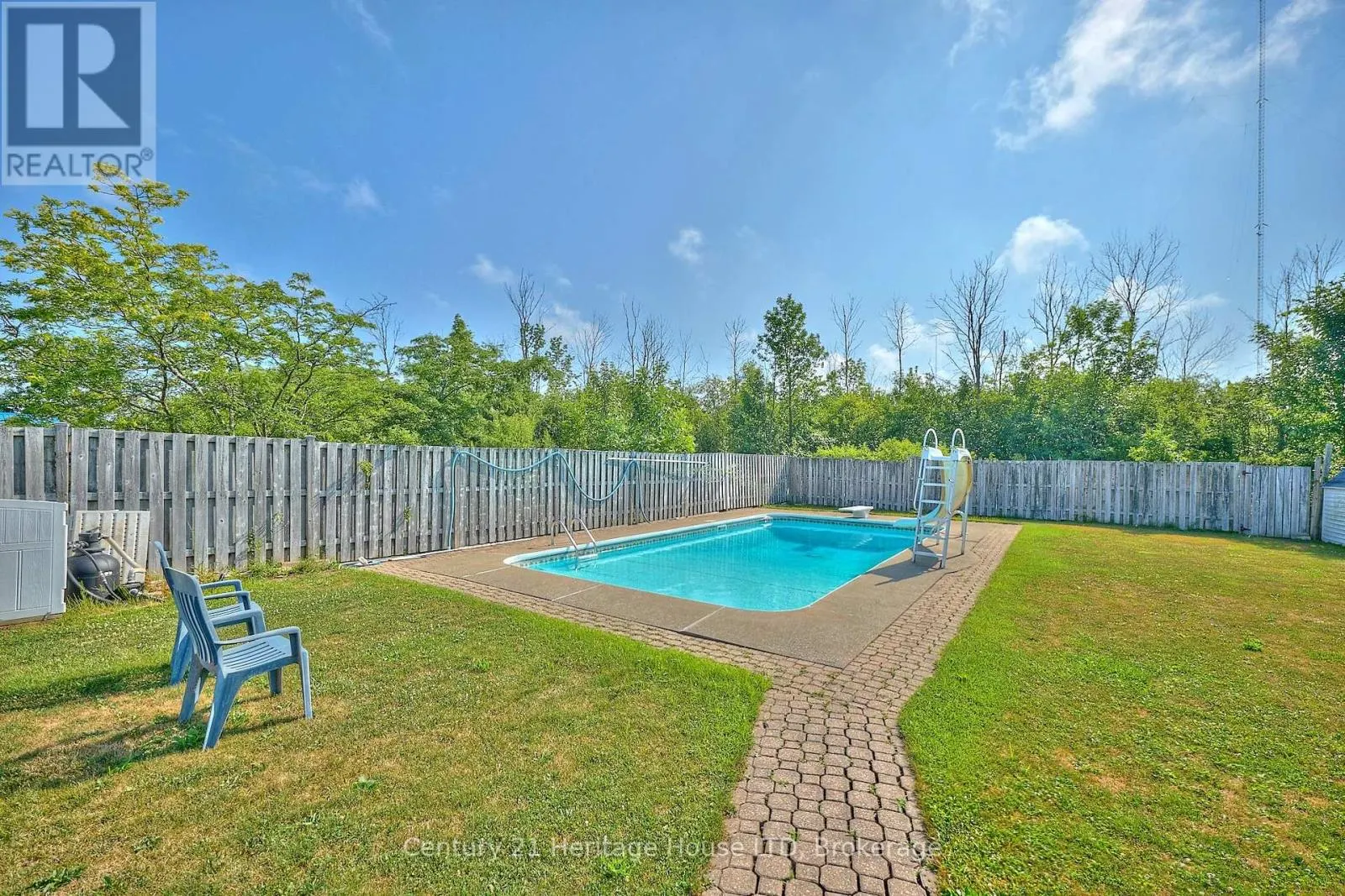 874 CRESCENT ROAD