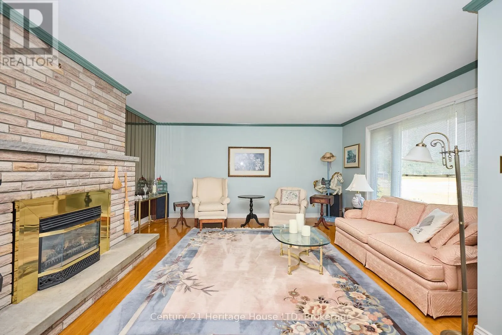2229 HOUCK CRESCENT