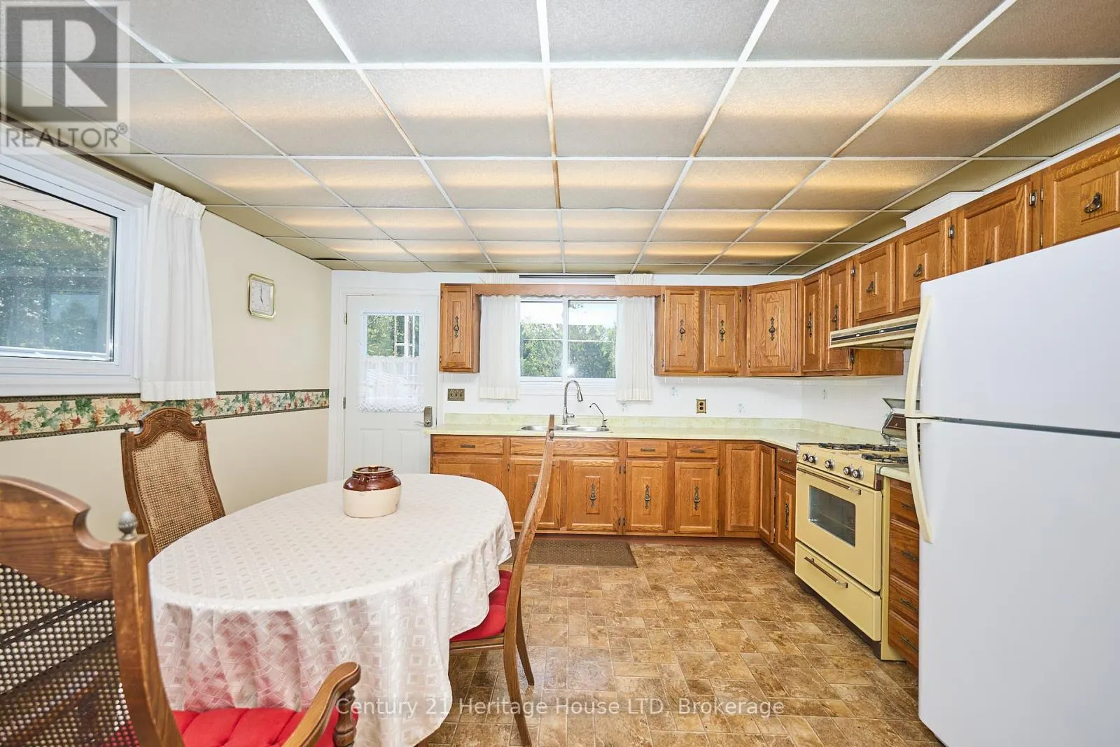 2229 HOUCK CRESCENT