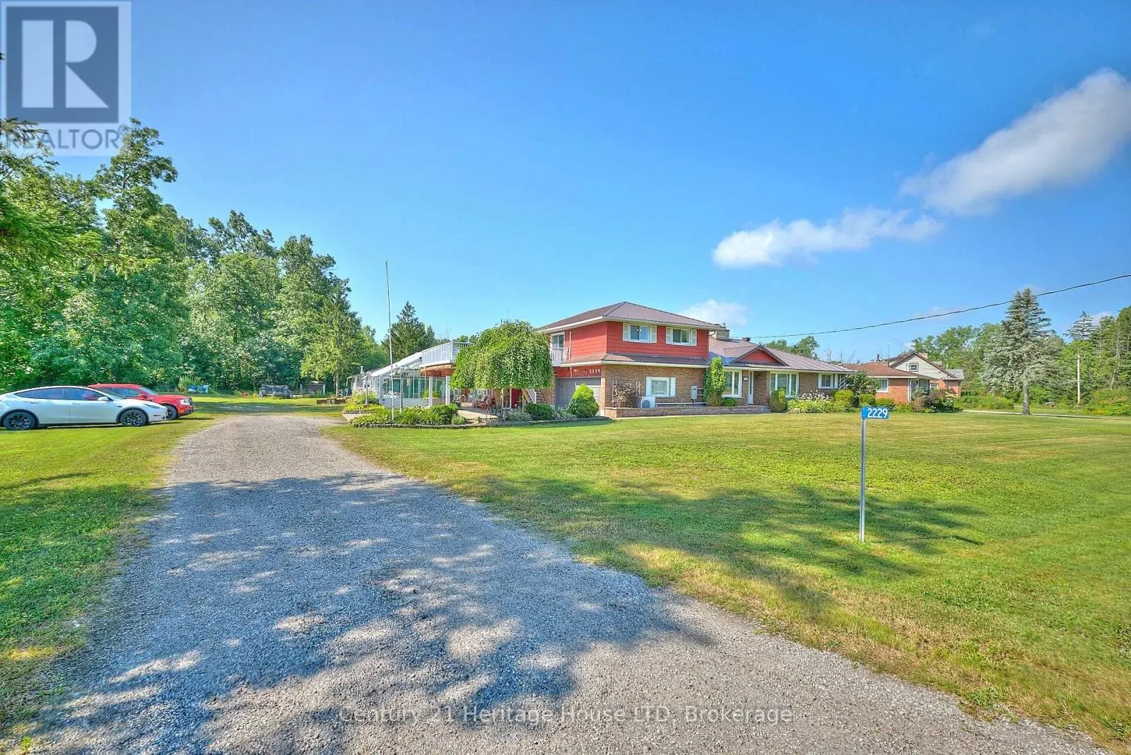 2229 HOUCK CRESCENT