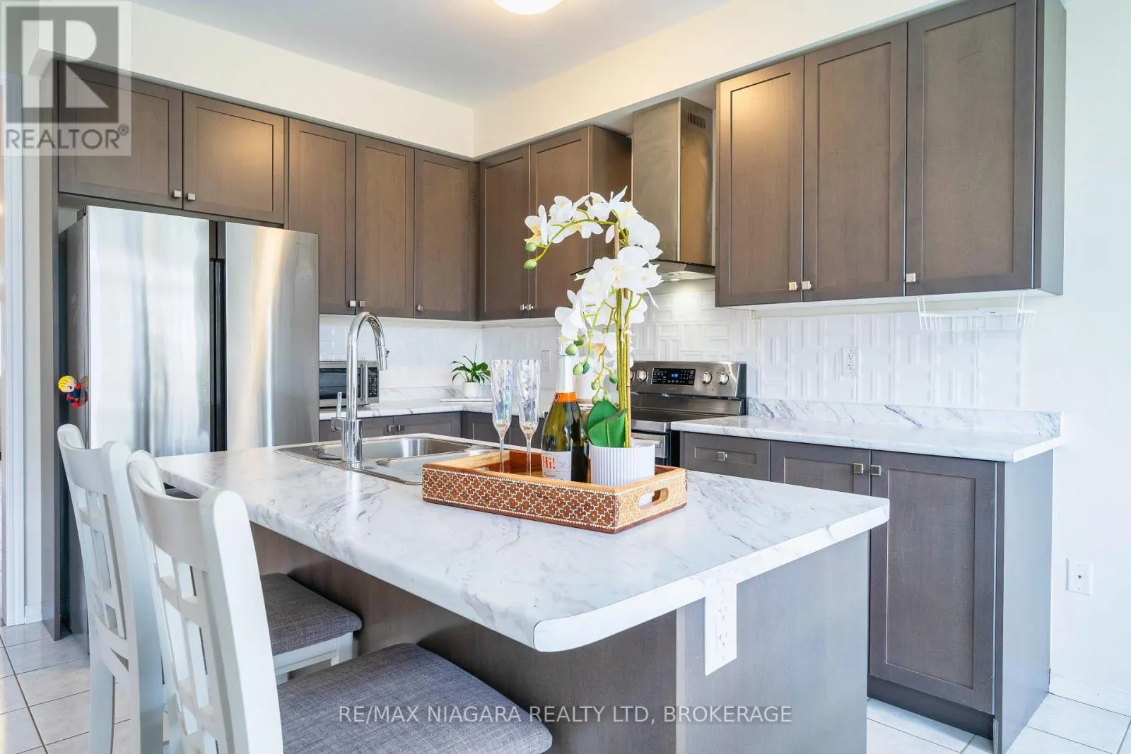 5 STEVEN DRIVE