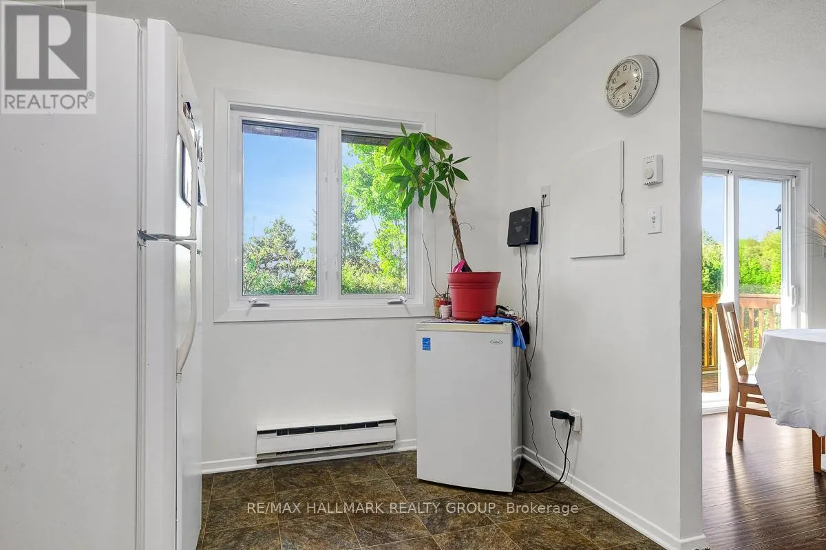 43 HAXBY PRIVATE