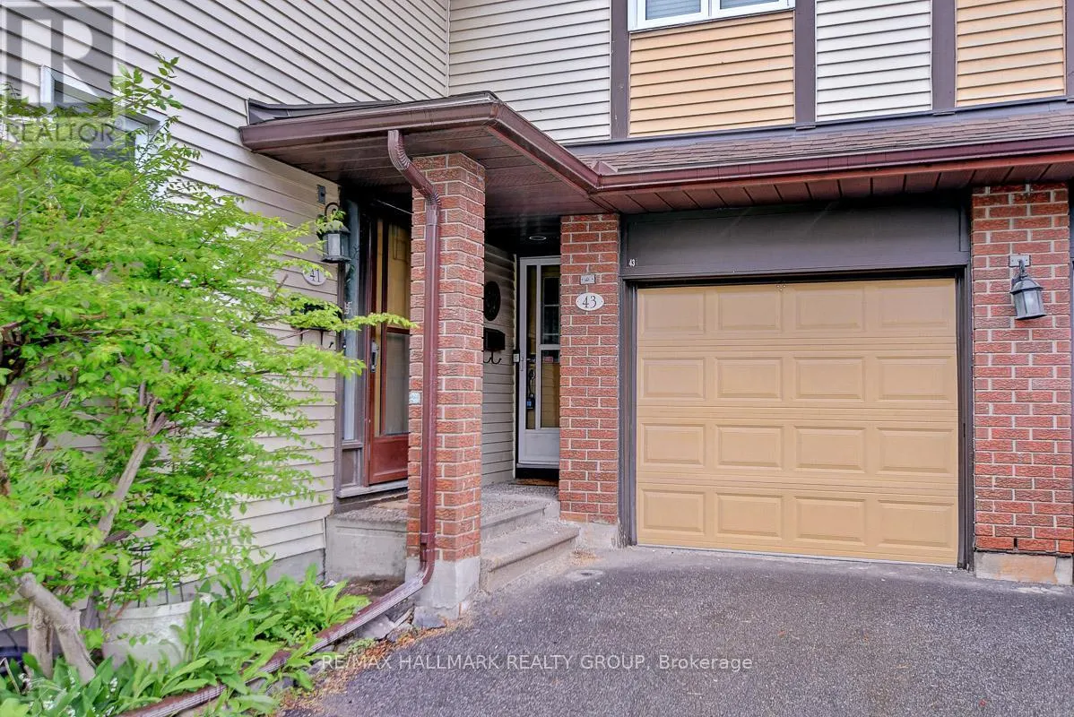 43 HAXBY PRIVATE