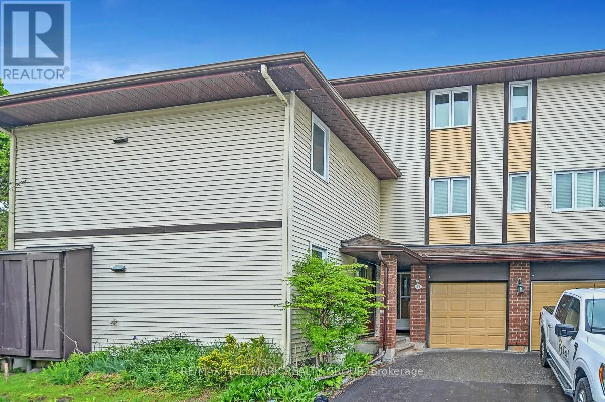 43 HAXBY PRIVATE