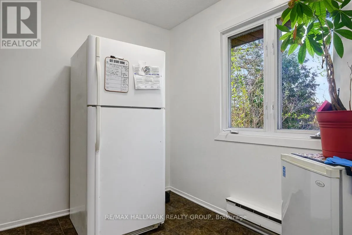 43 HAXBY PRIVATE