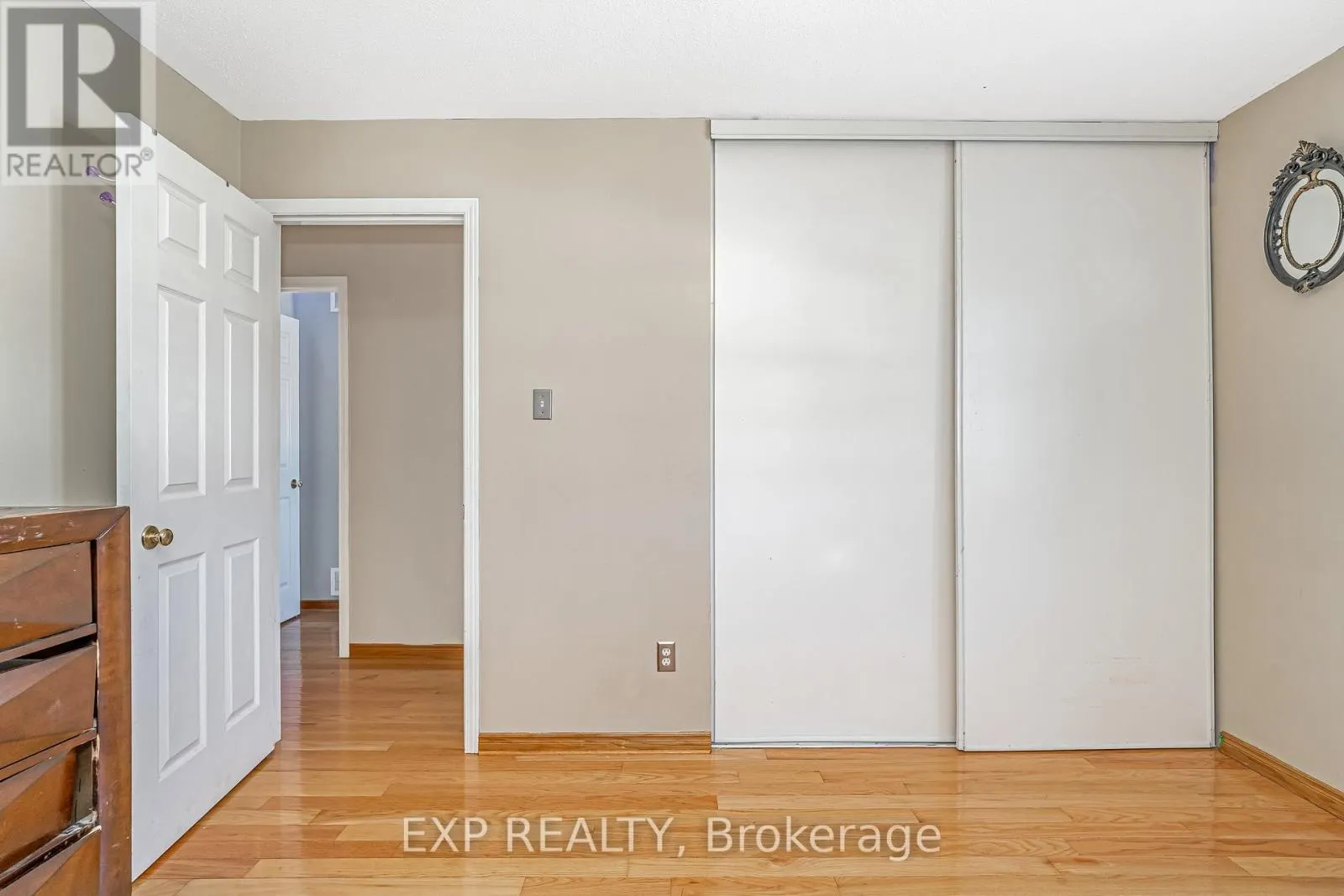 2103 GARDENWAY DRIVE