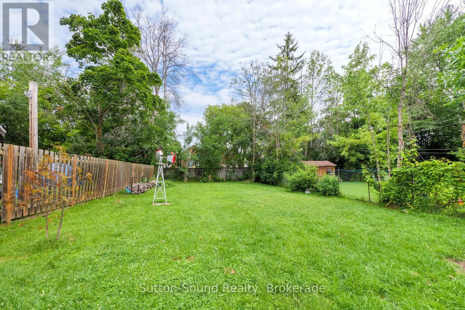 558 13TH A STREET W