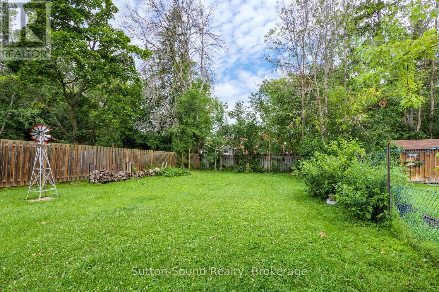 558 13TH A STREET W