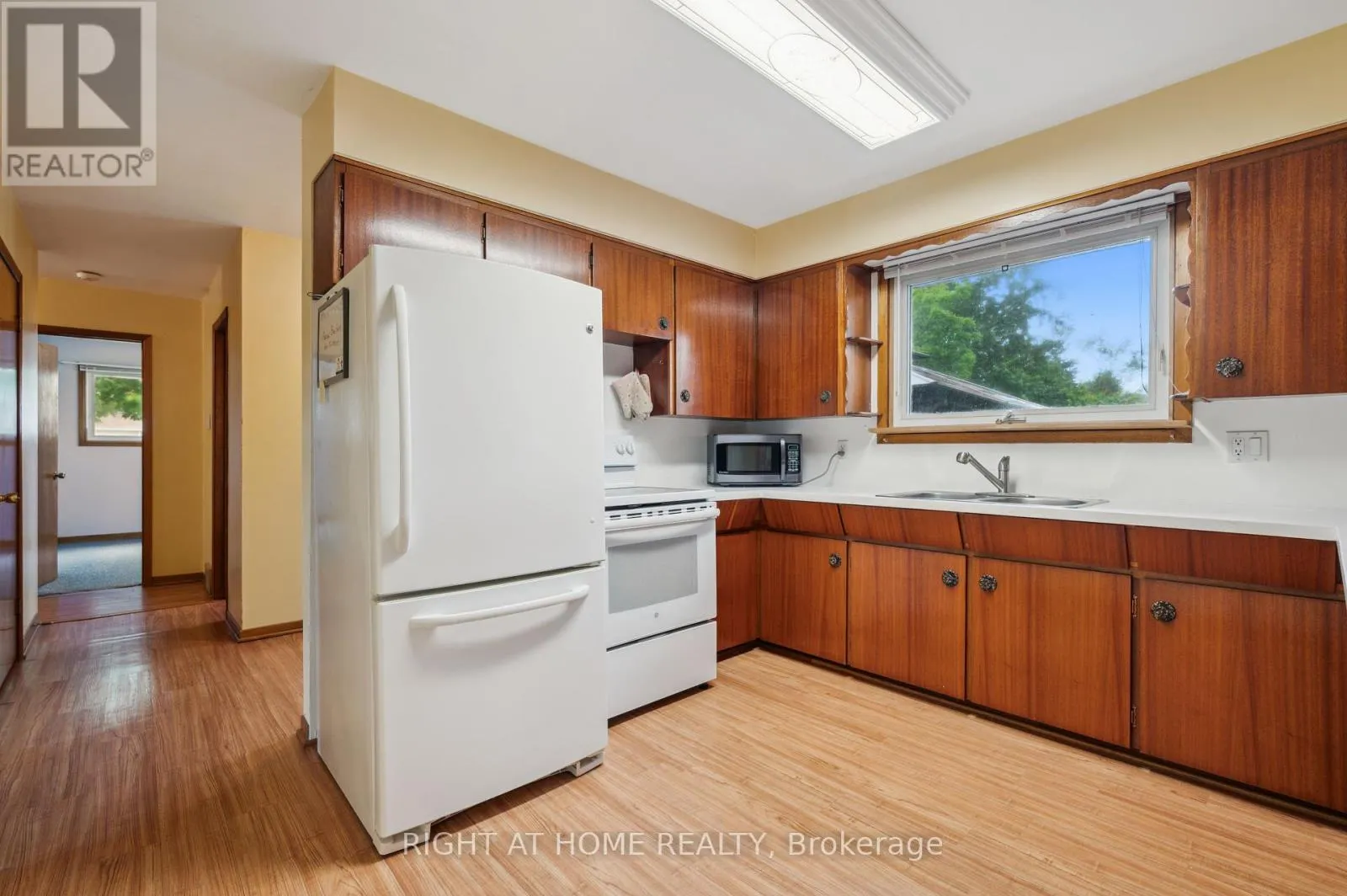 3567 SOUTH GRIMSBY 12 ROAD