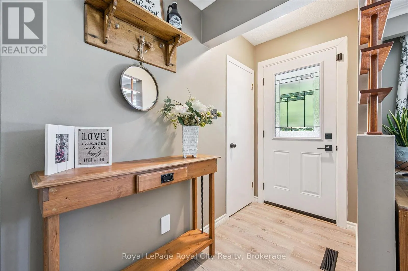 24 JULIA DRIVE