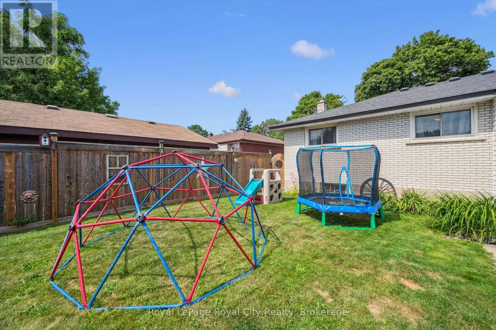 24 JULIA DRIVE