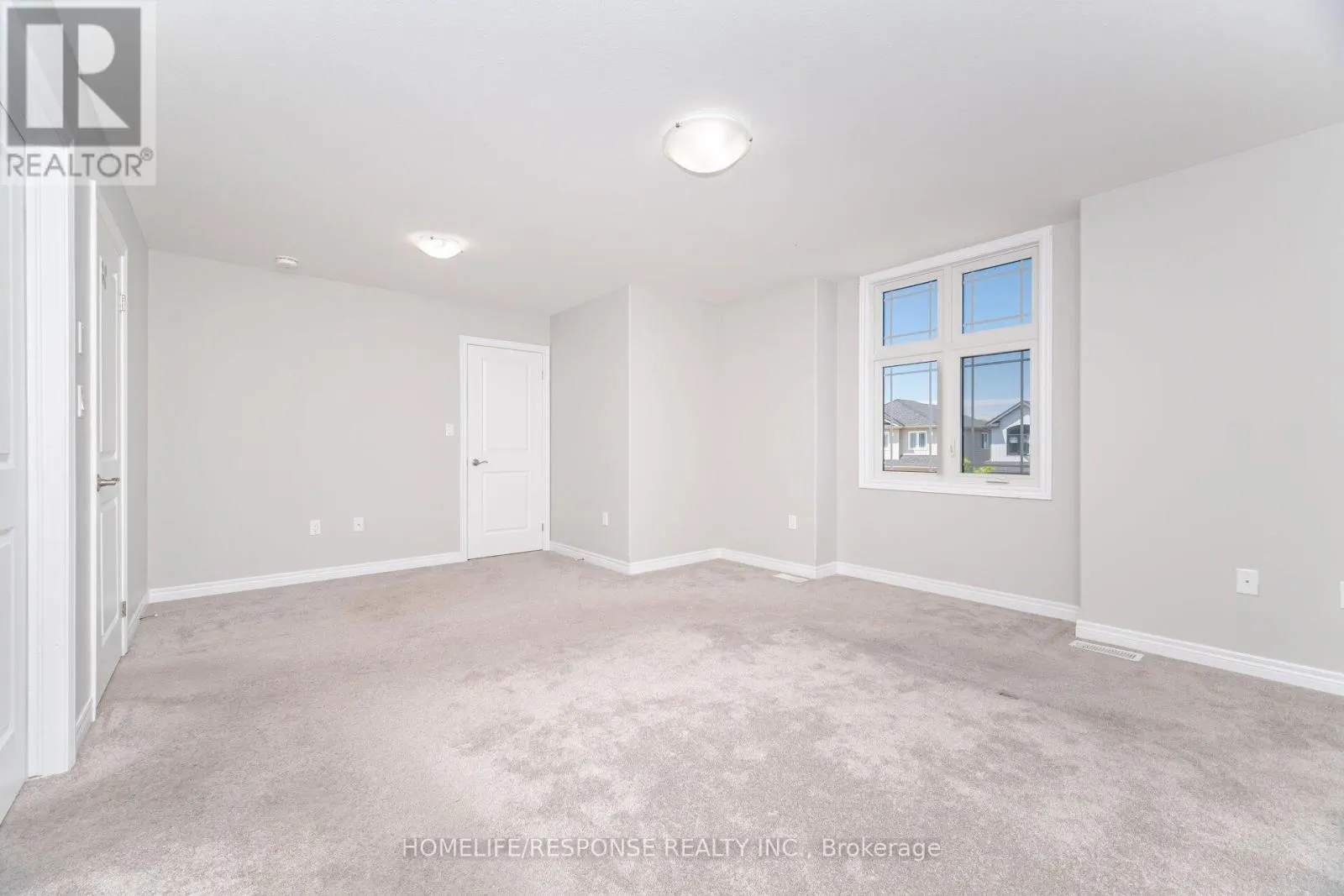 9 BOWMAN CRESCENT