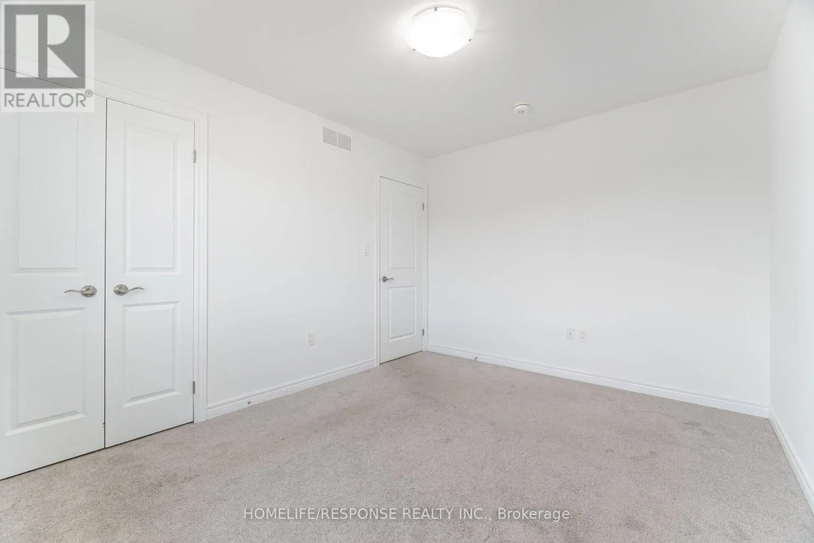9 BOWMAN CRESCENT