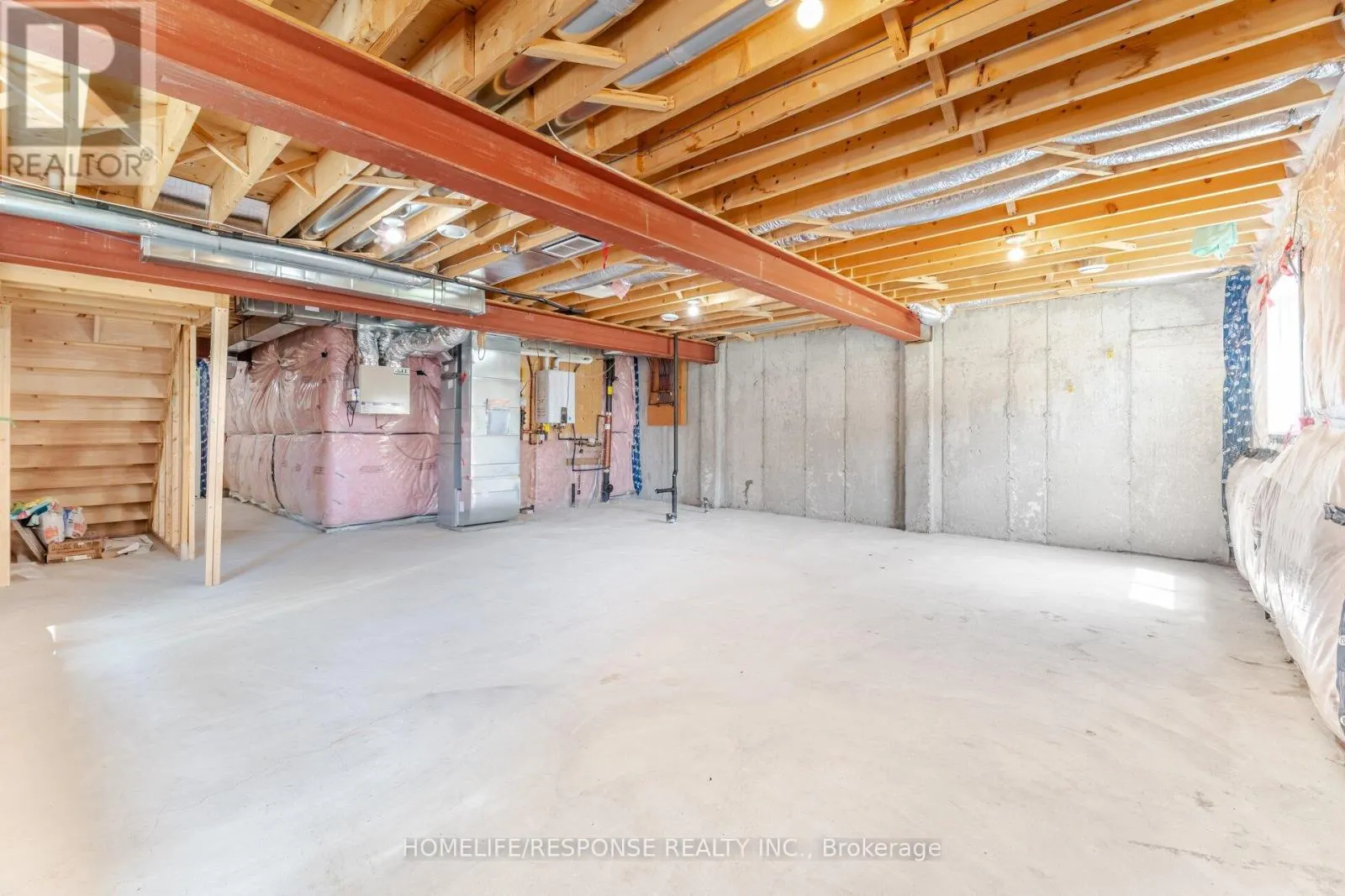 9 BOWMAN CRESCENT
