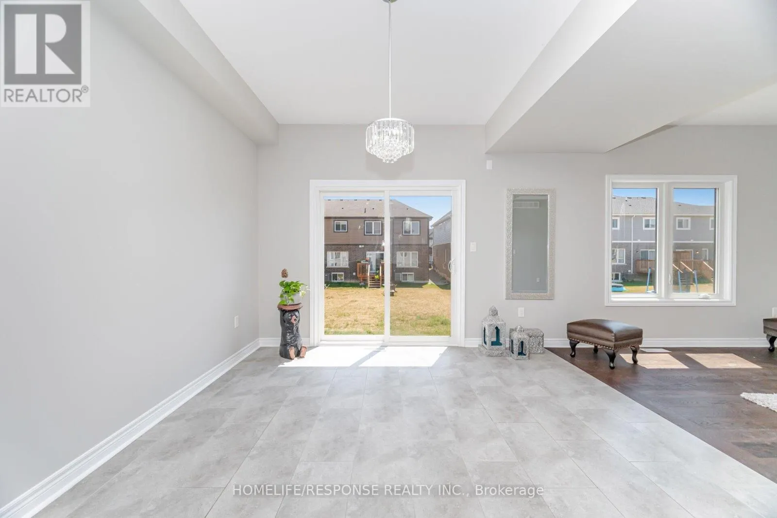 9 BOWMAN CRESCENT