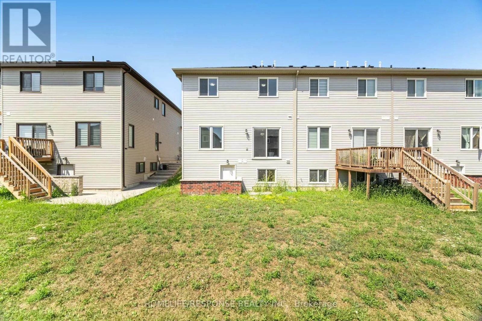 9 BOWMAN CRESCENT