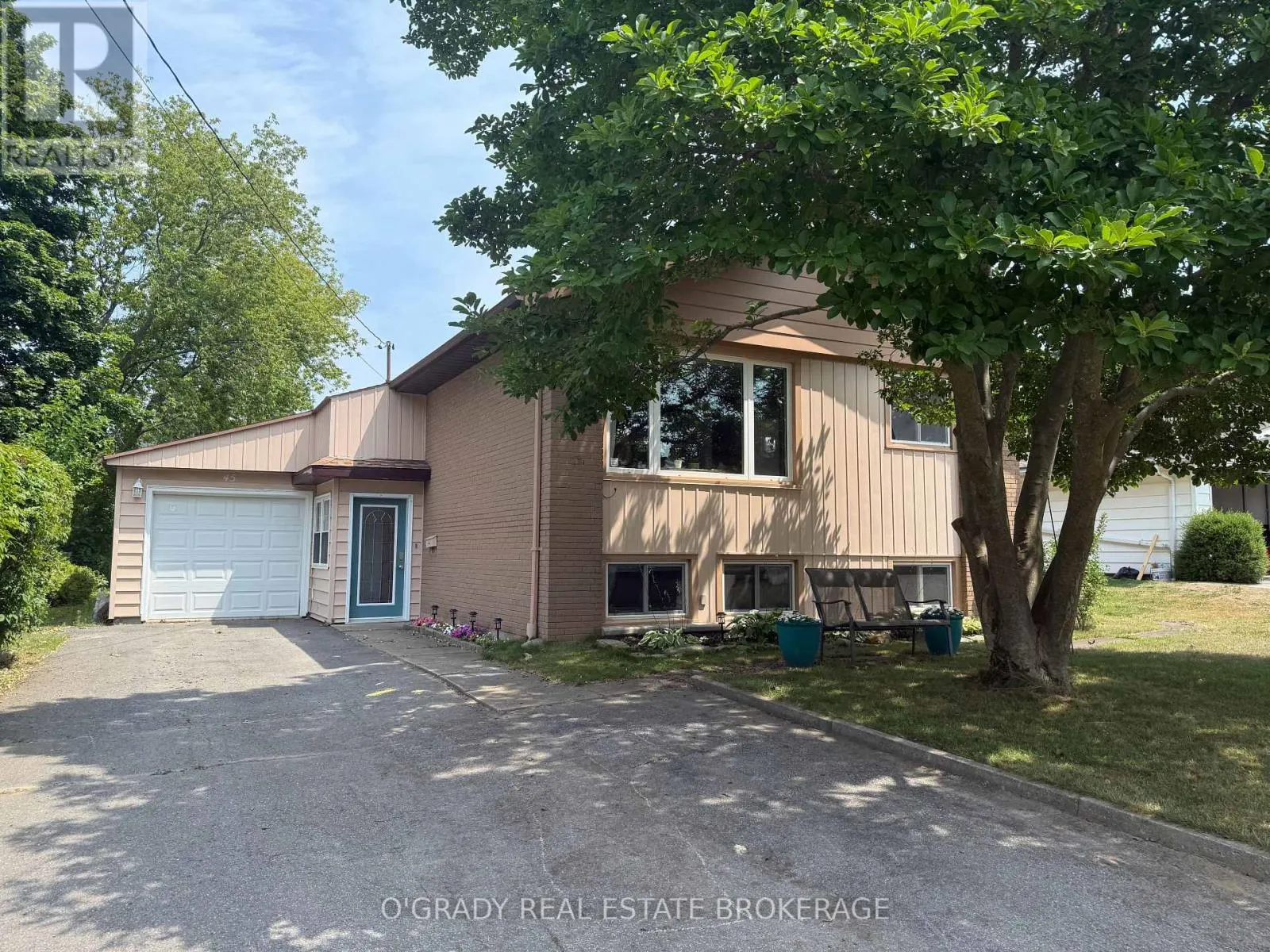 45 DAVISON AVENUE