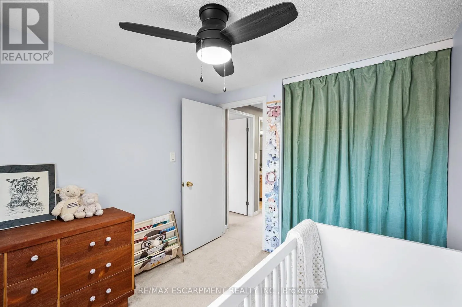 12 - 610 BARTON STREET