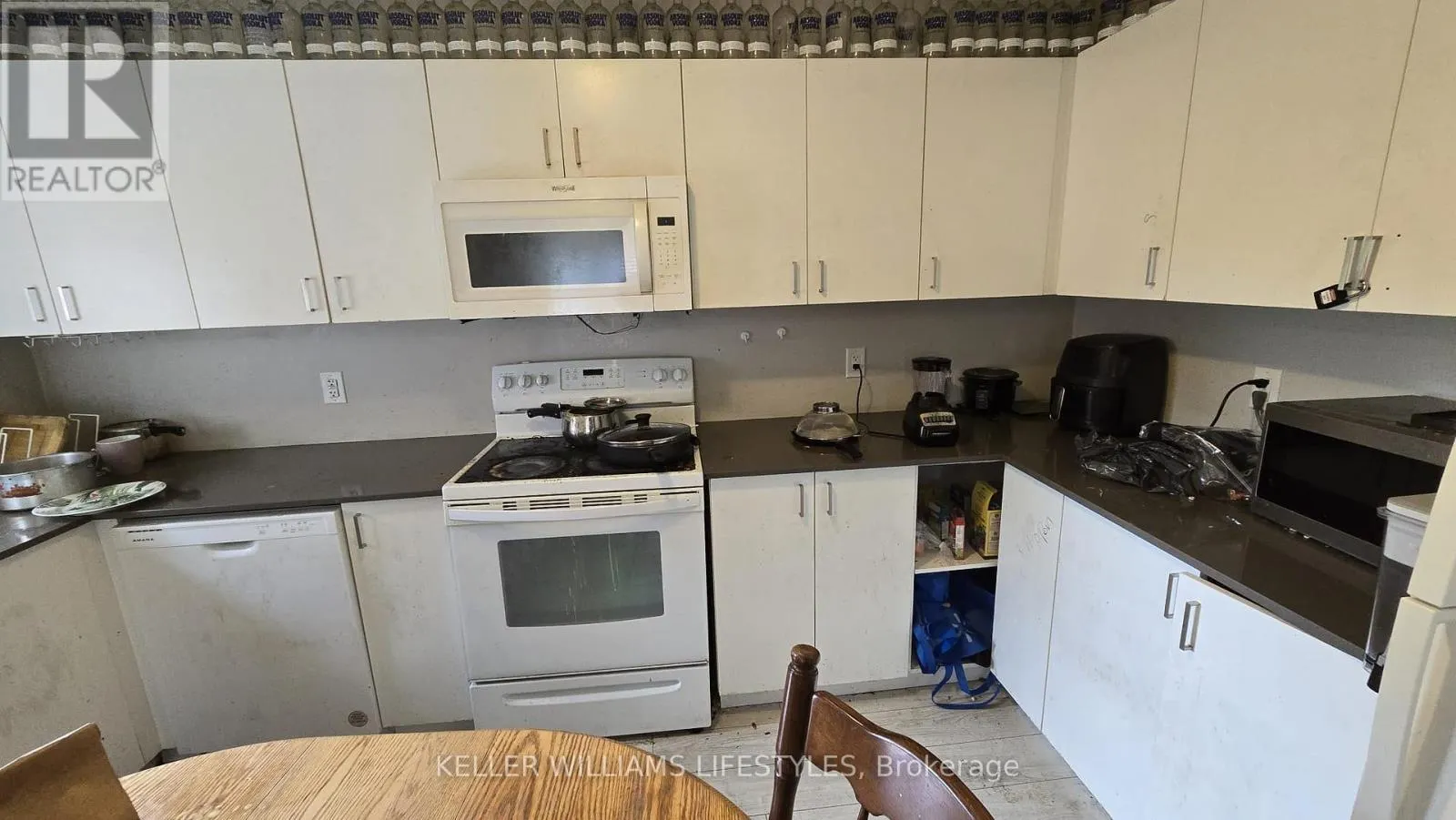 1301 MICHAEL CIRCLE