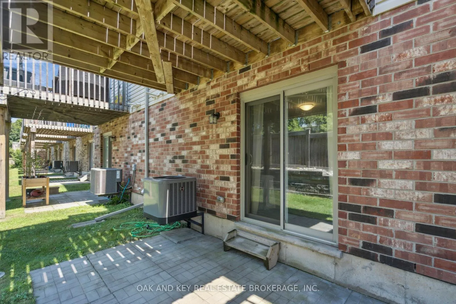 11 - 750 LAWRENCE STREET, #11