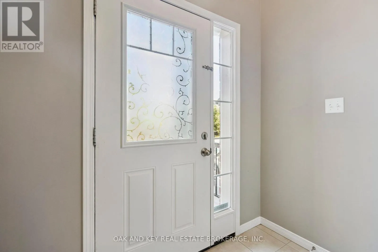 11 - 750 LAWRENCE STREET, #11