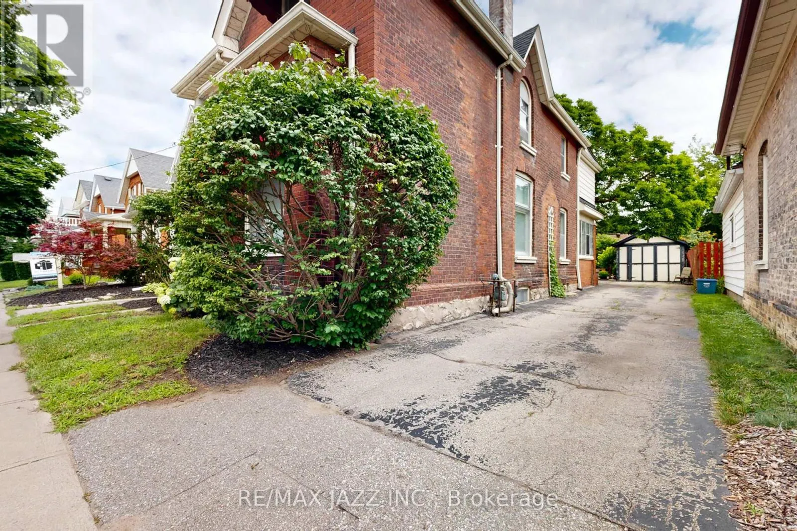 243 BRANT AVENUE
