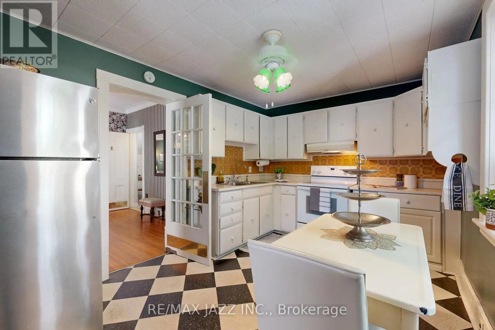 243 BRANT AVENUE