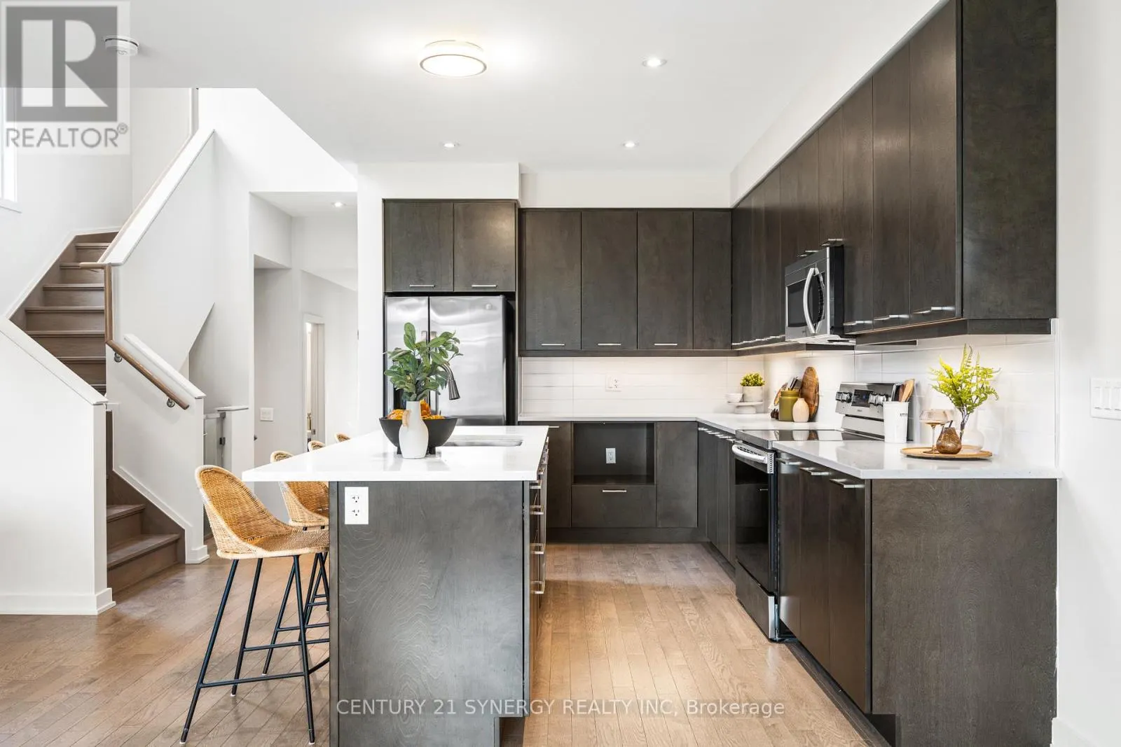 673 ODYSSEY WAY