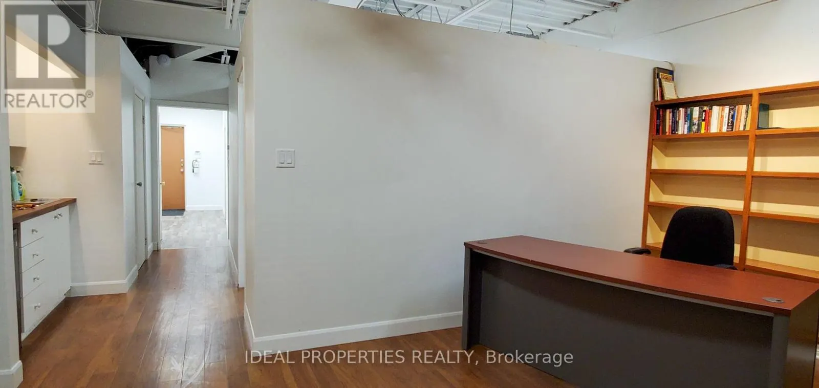 105 - 21 ANTARES DRIVE