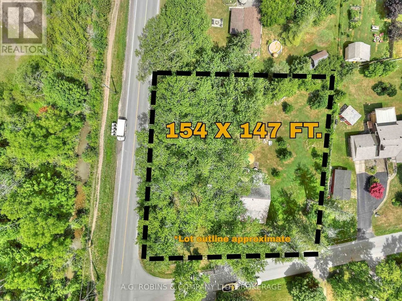 10598 WOODLAND DRIVE
