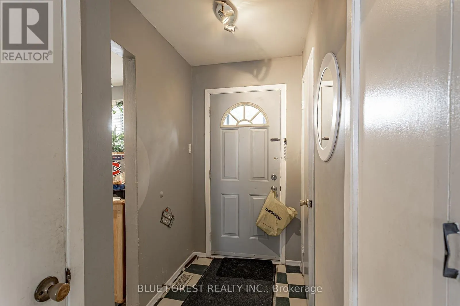 26 - 474 SOUTHDALE ROAD E, #26