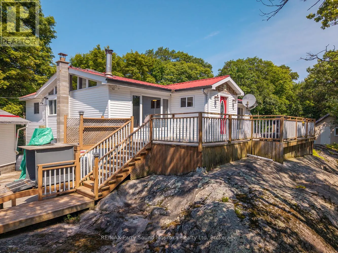 124 PINEWOOD ROAD