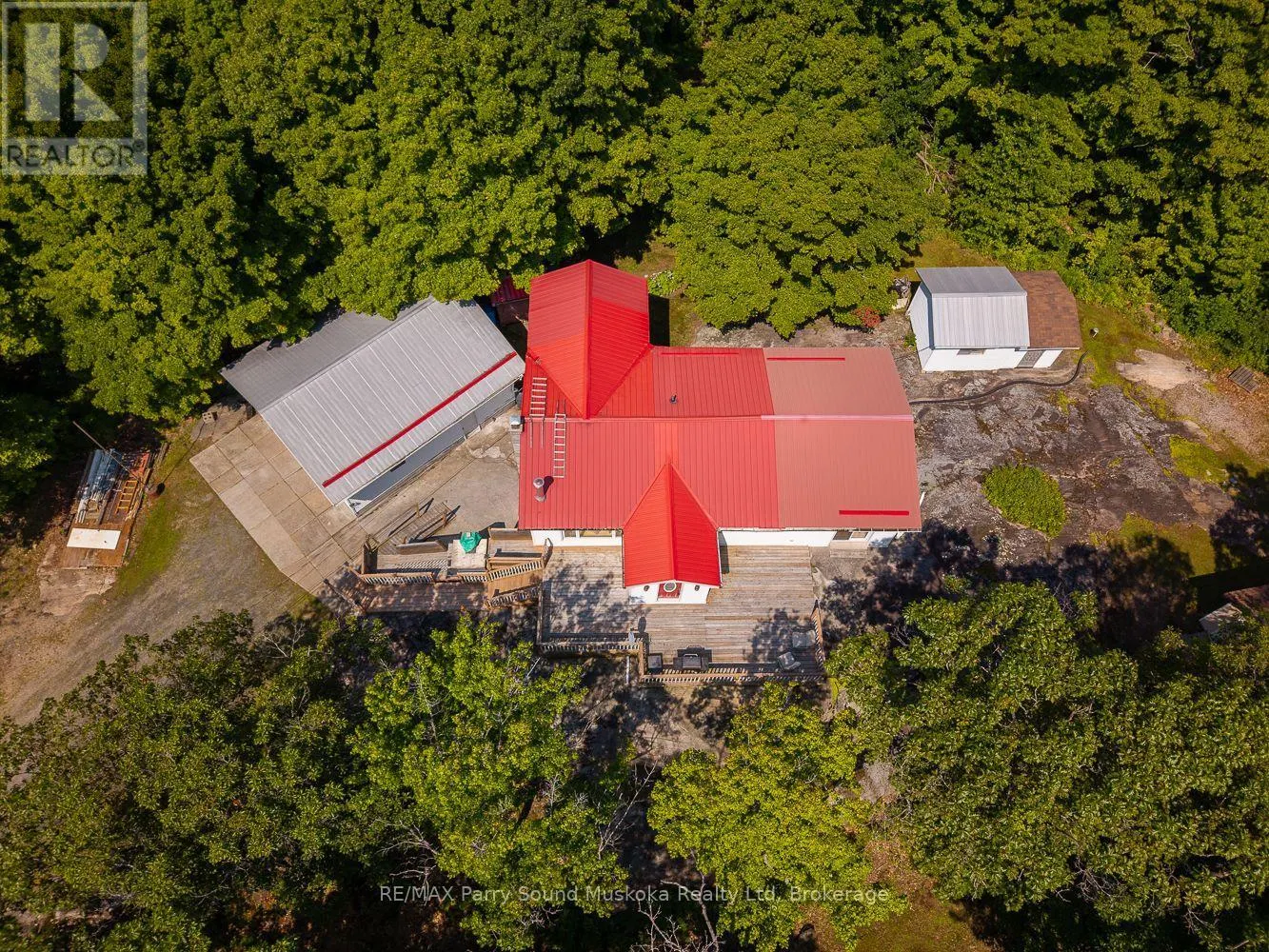 124 PINEWOOD ROAD