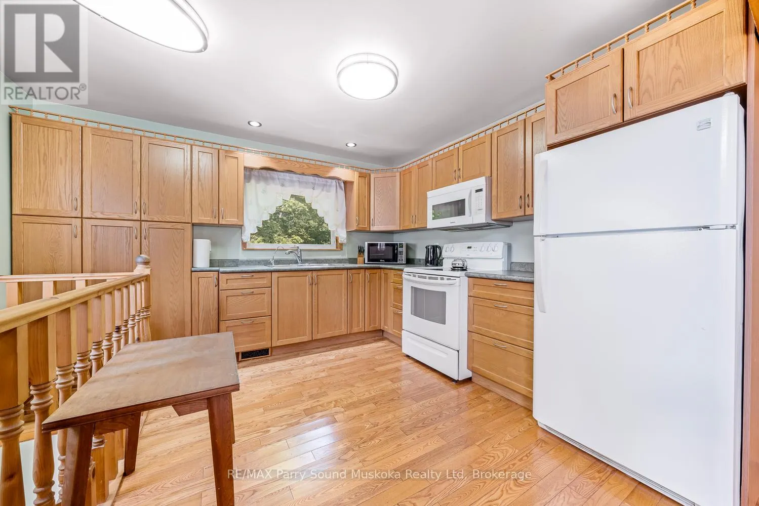 124 PINEWOOD ROAD