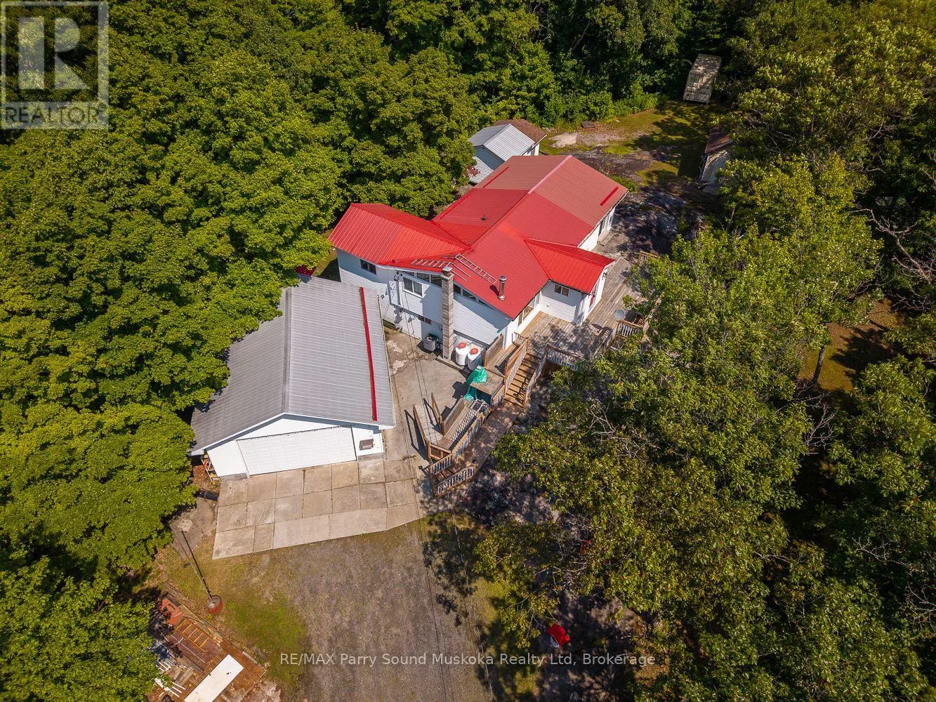 124 PINEWOOD ROAD