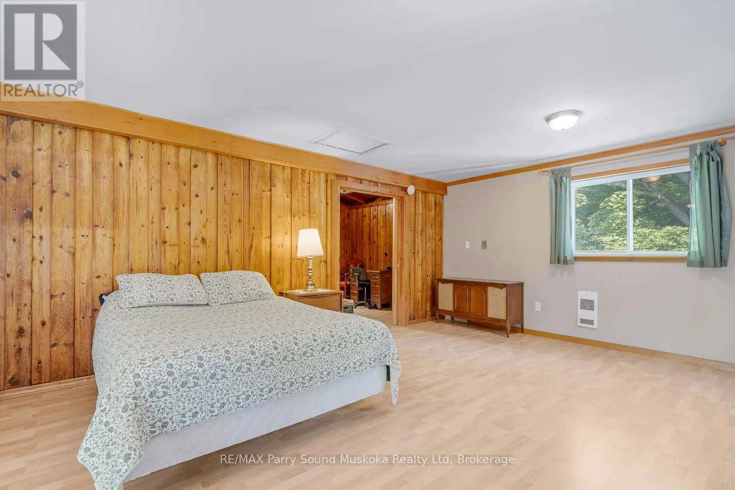 124 PINEWOOD ROAD
