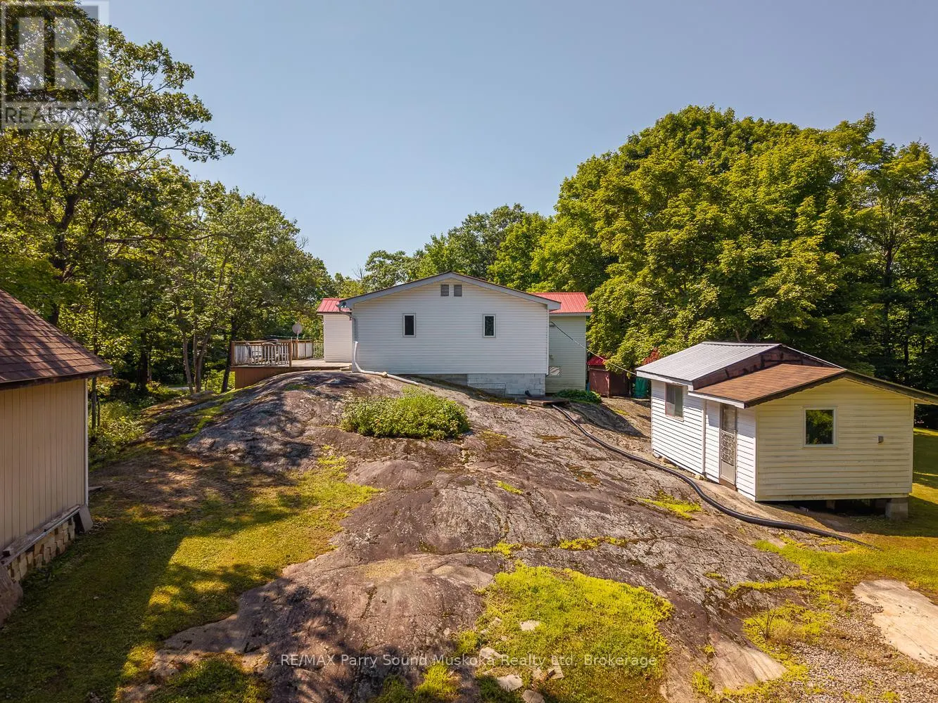 124 PINEWOOD ROAD