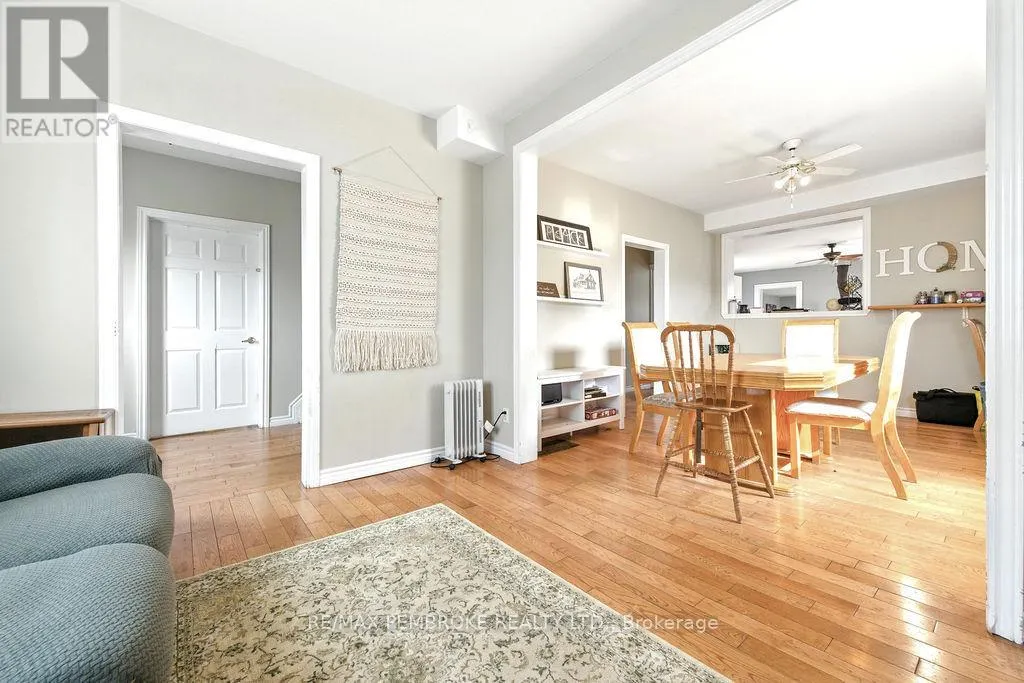 1298 BLACK BAY ROAD