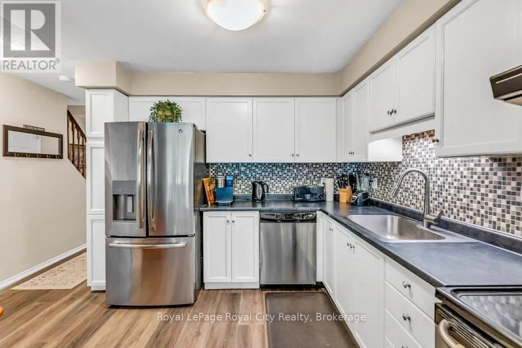 38 - 240 LONDON ROAD W, #38