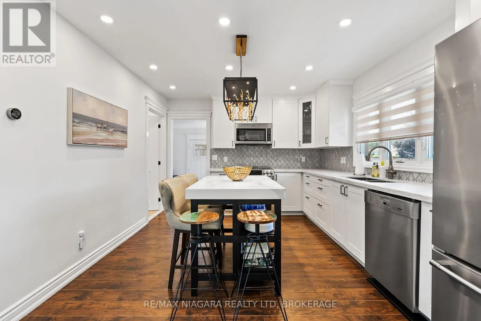 1427 NIAGARA STONE ROAD