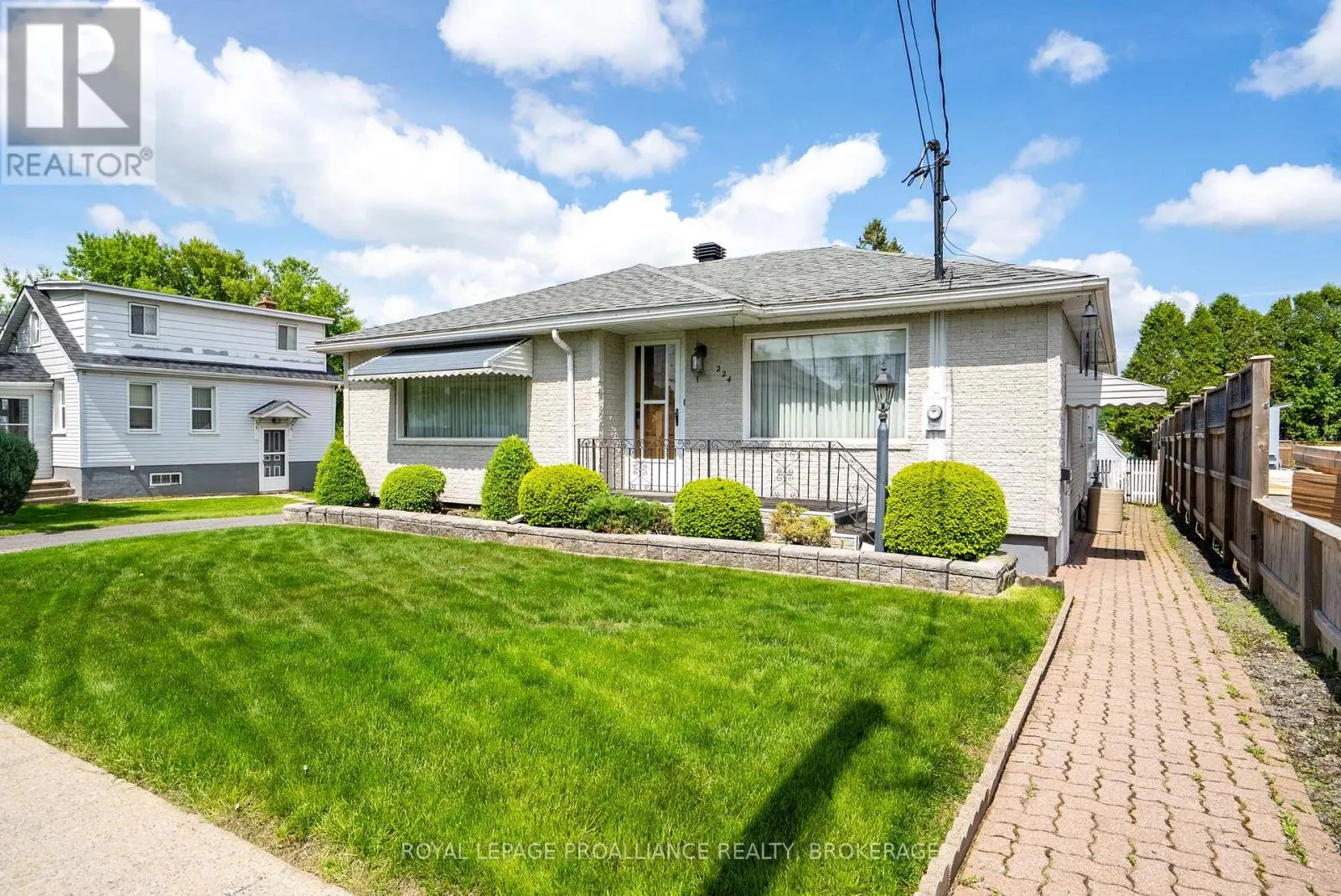 224 DANIS AVENUE