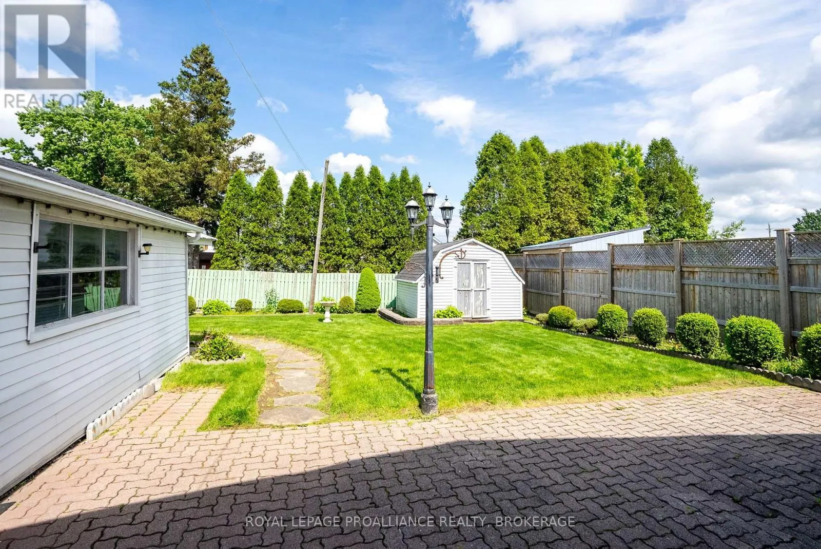 224 DANIS AVENUE