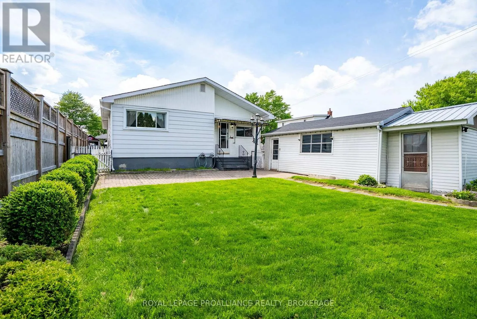 224 DANIS AVENUE
